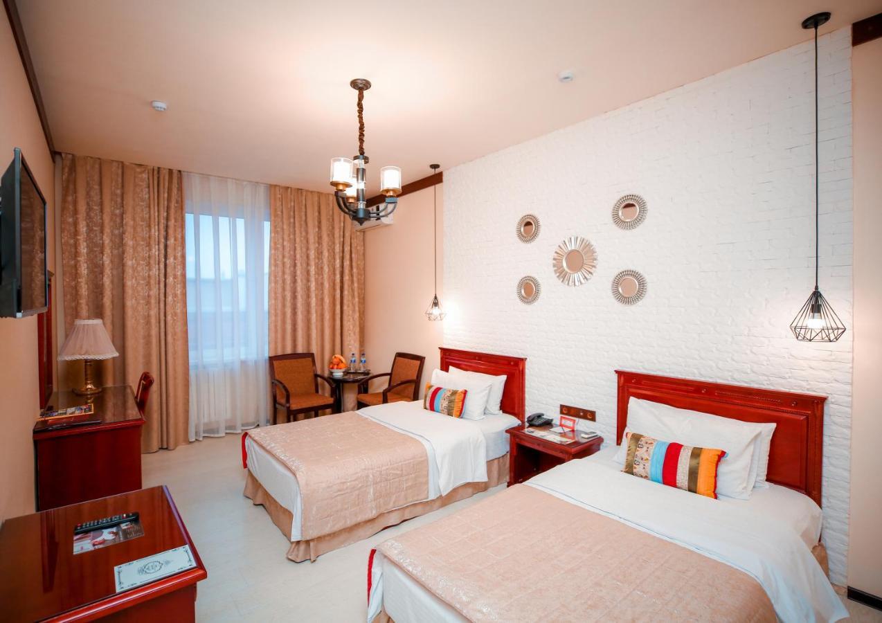 Asia Tashkent Hotel Екстер'єр фото