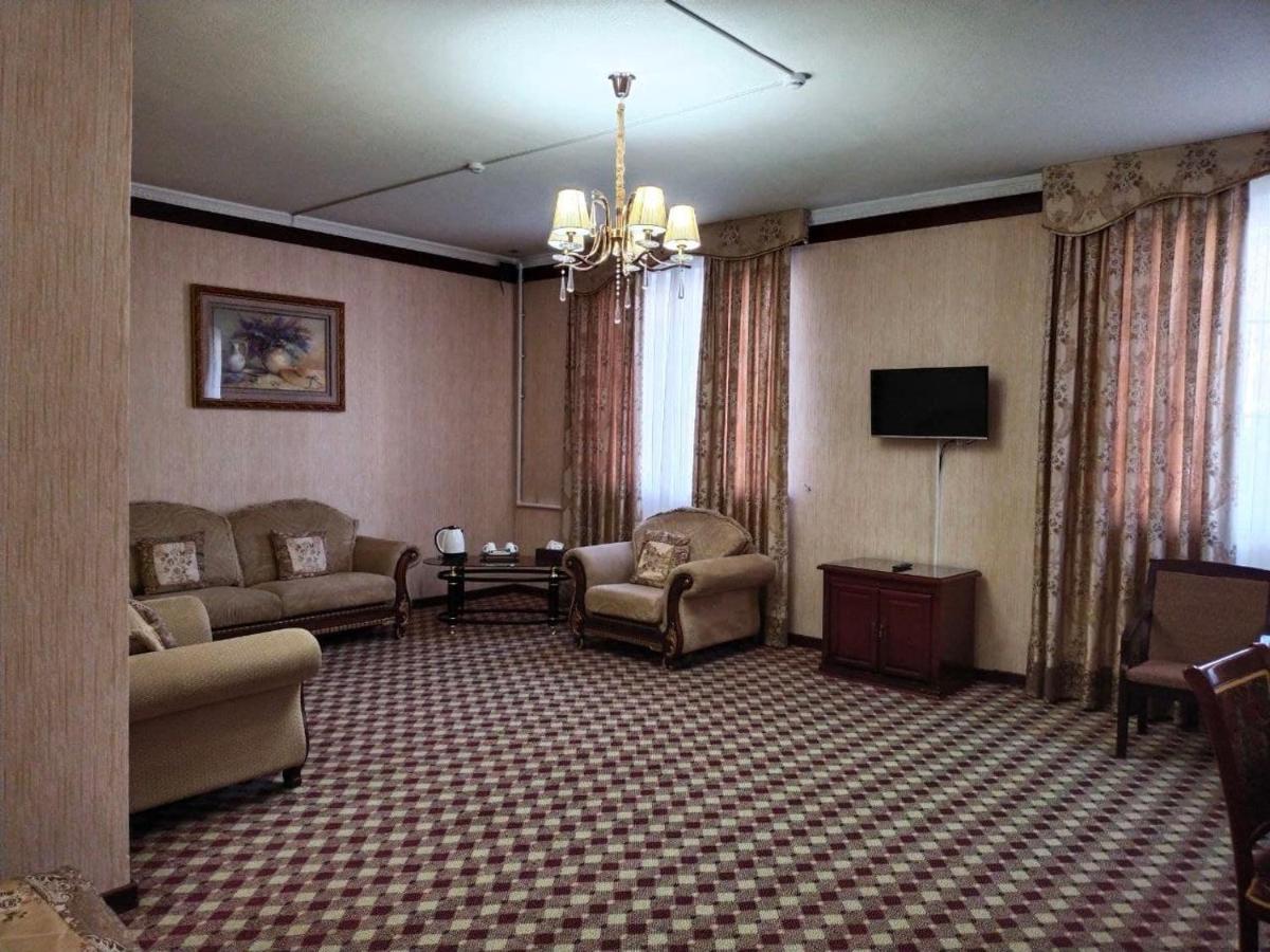 Asia Tashkent Hotel Екстер'єр фото