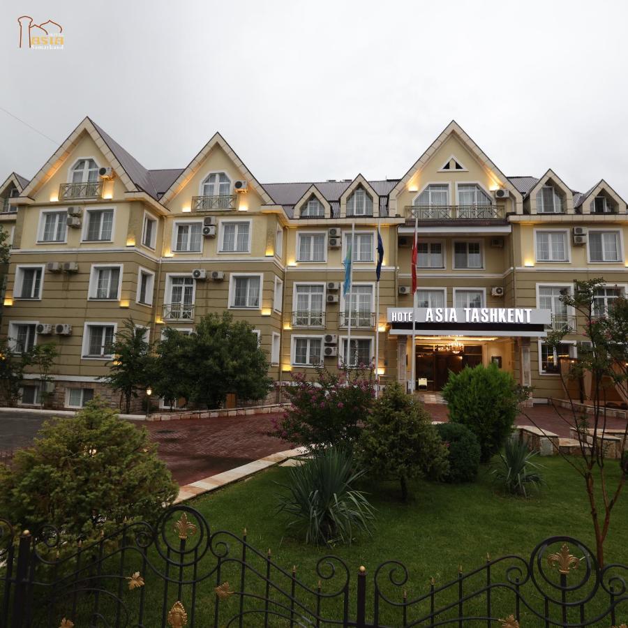 Asia Tashkent Hotel Екстер'єр фото
