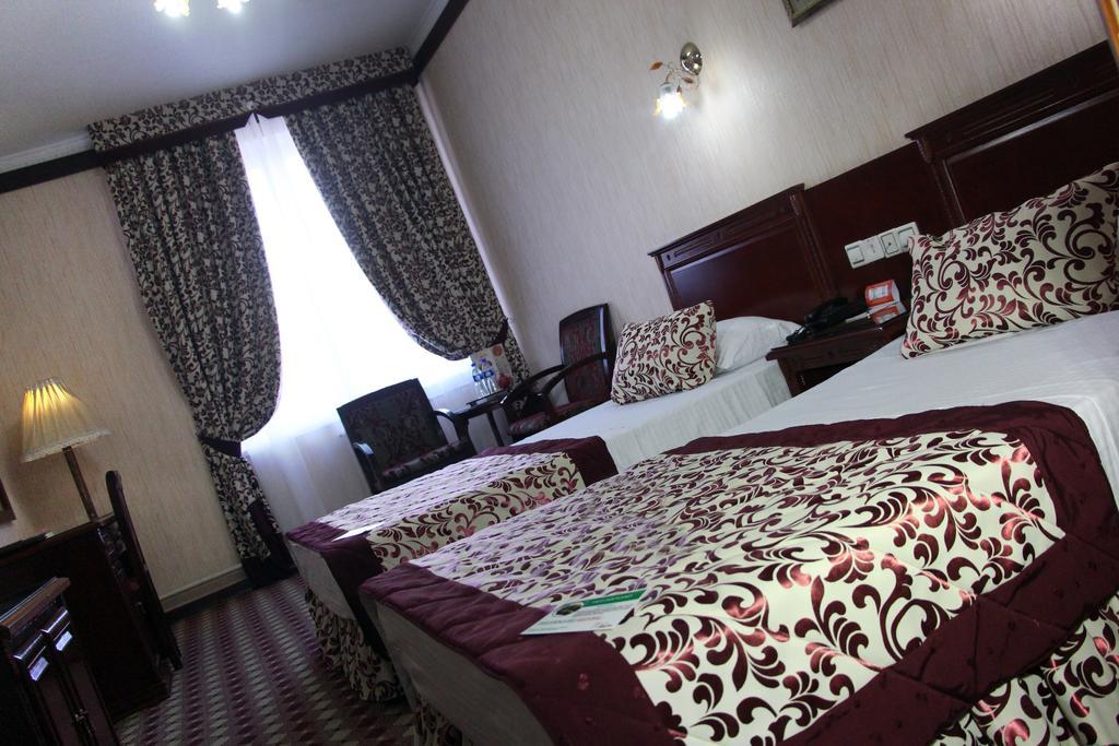 Asia Tashkent Hotel Екстер'єр фото