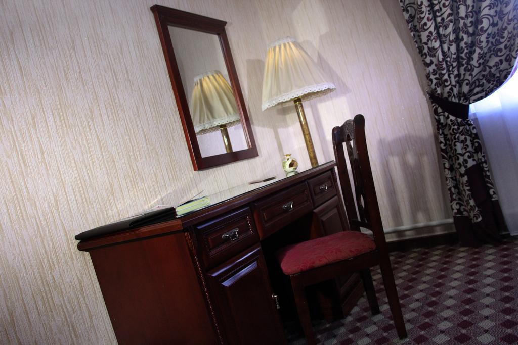 Asia Tashkent Hotel Екстер'єр фото